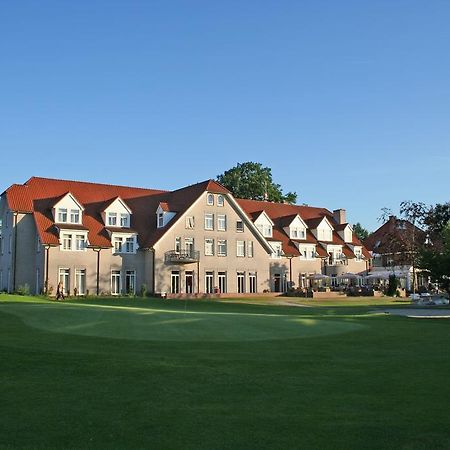 Ahauser Land & Golfhotel 奥斯塔泰 外观 照片